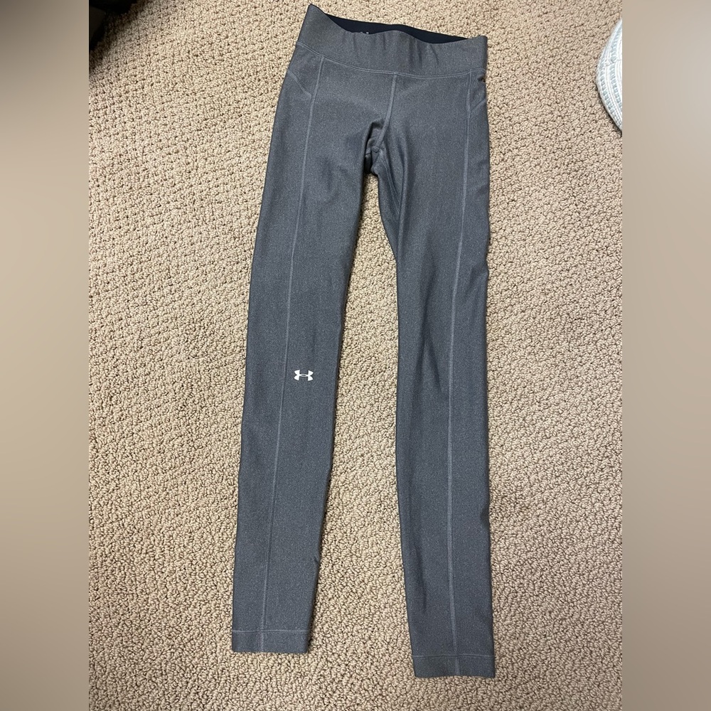 Under armour compression leggings. XS. Like new, perfect condition. Gray